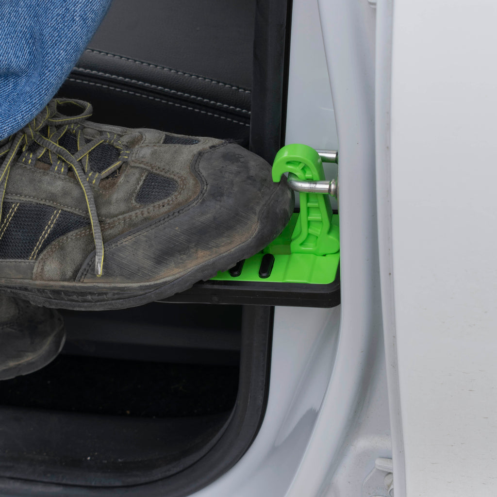 Car Door Step Type C Green - ultimate solution for convenient rooftop access