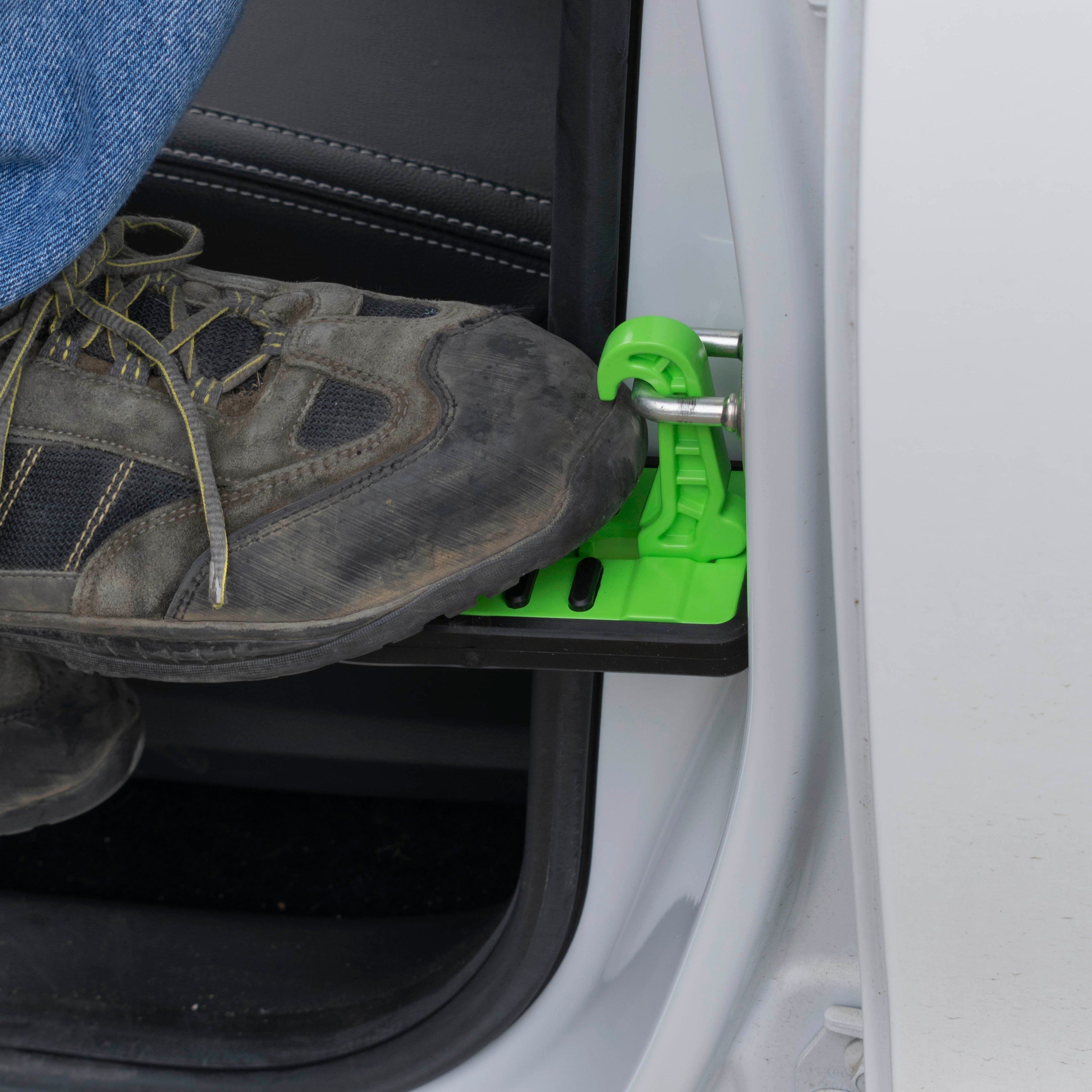 Car Door Step Type C Green - ultimate solution for convenient rooftop access